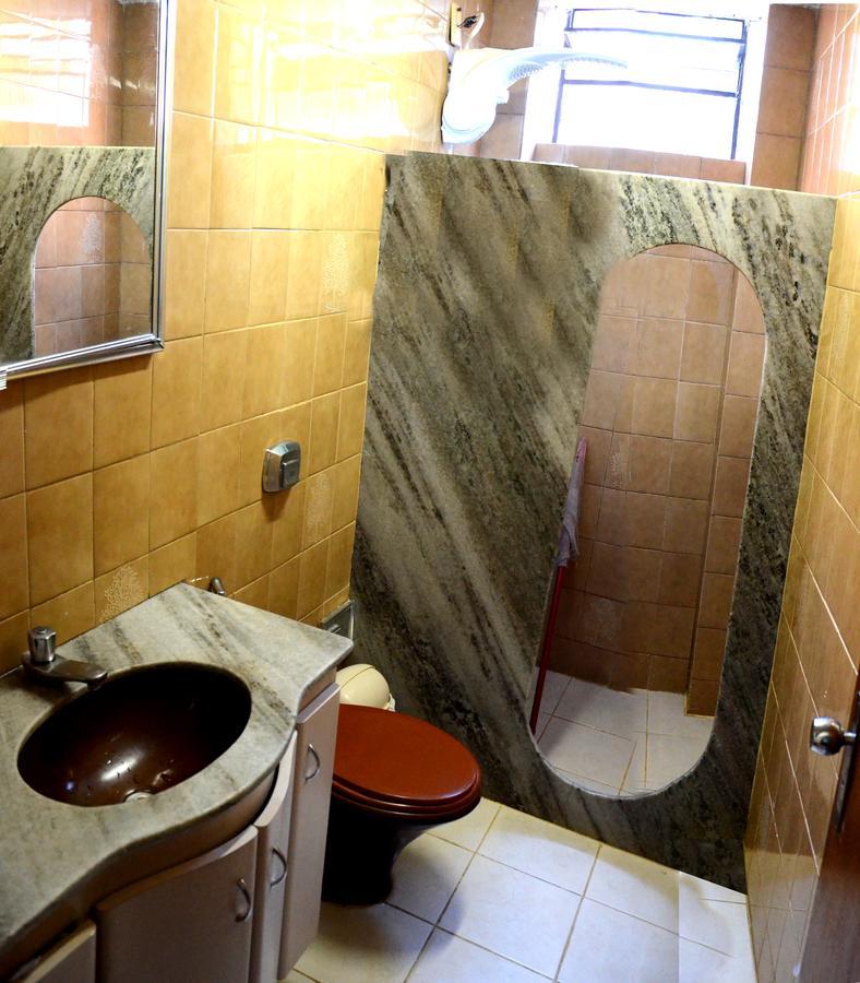 Albergue Economico กัวยาเนีย ภายนอก รูปภาพ